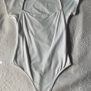 Aritzia Babaton Soft White Bodysuit